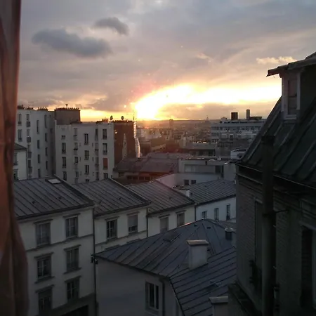 Calme Xxeme Apartment